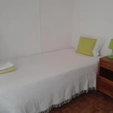 Caravela * Λάγος