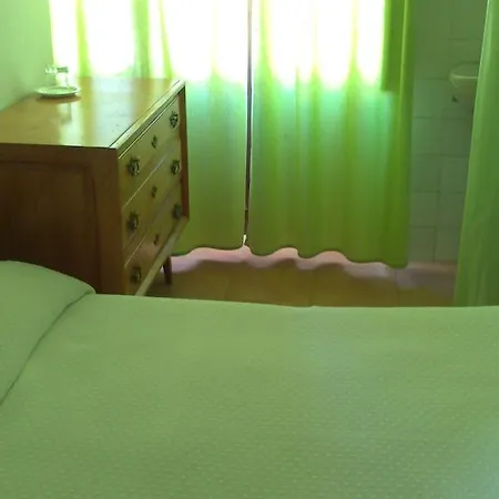 Hostel Caravela